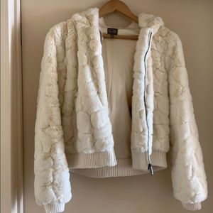 Cream faux fur jacket, size small, WORN ONCE!